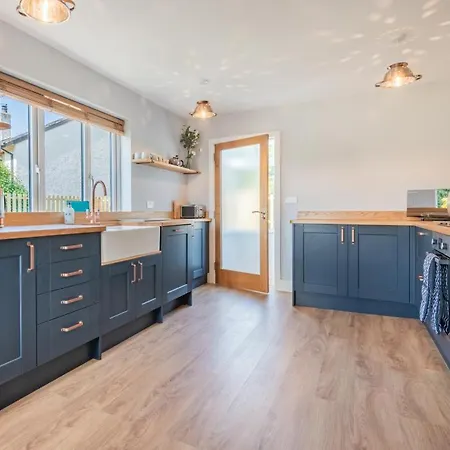 2 Bed In Sz539 * Lindale