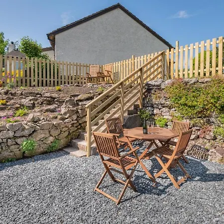 2 Bed In Sz539 *